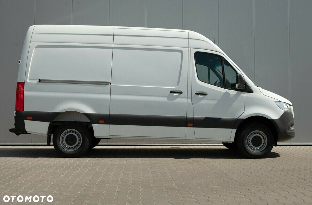 Mercedes-Benz Sprinter - 7