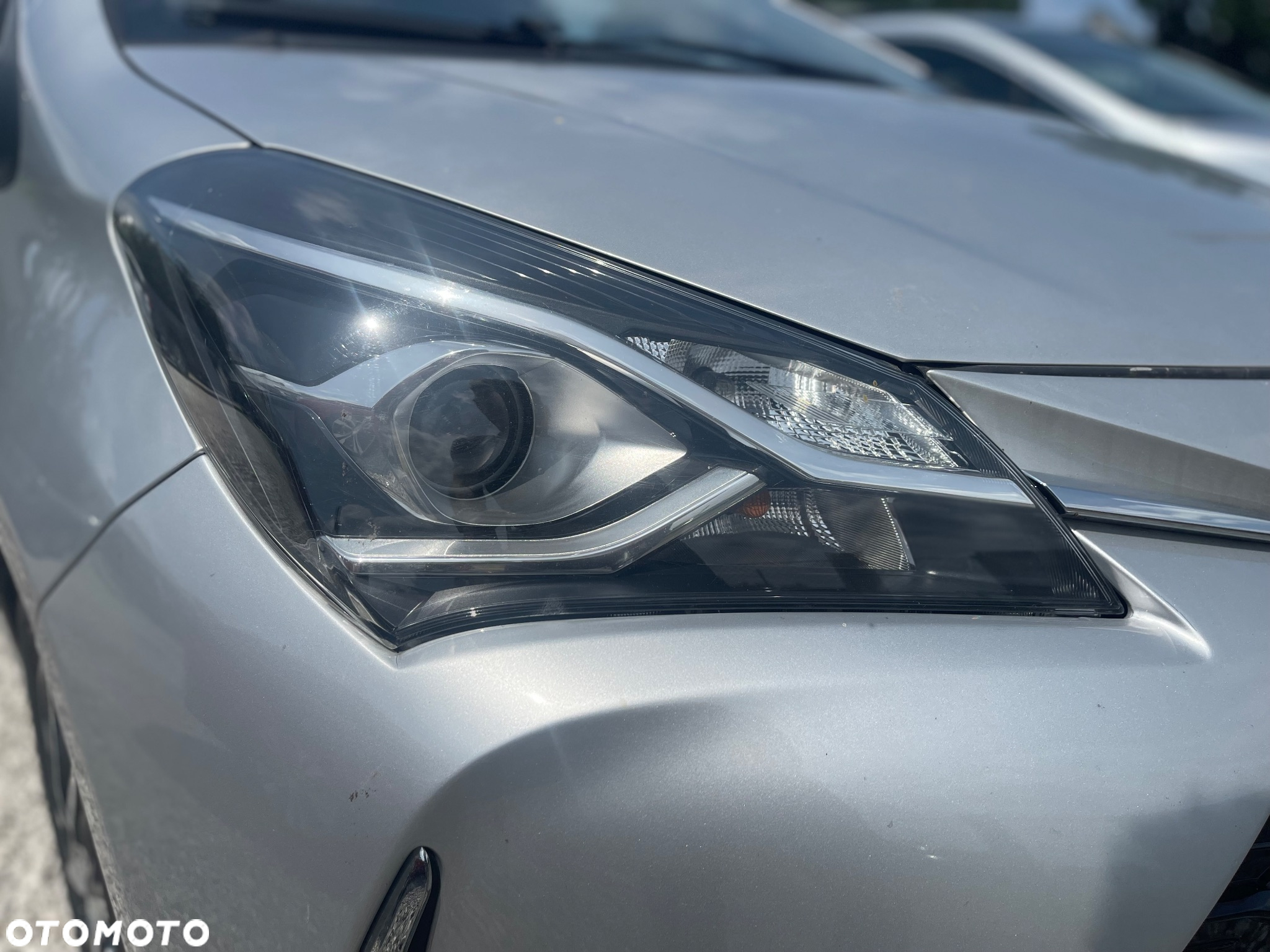 Toyota Yaris 1.0 Premium - 10