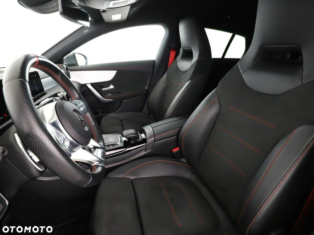 Mercedes-Benz CLA AMG 35 4Matic Shooting B AMG Speedshift 7G-DCT - 13