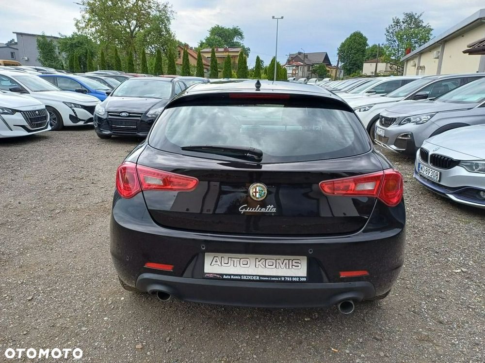 Alfa Romeo Giulietta 2.0 JTDM 16V Turismo - 6
