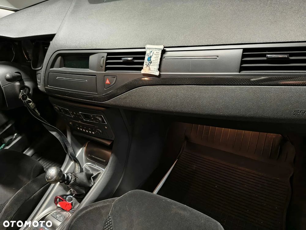 Citroën C5 2.0 HDi Confort - 6