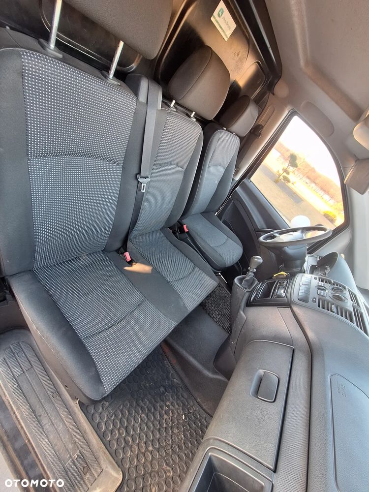 Mercedes-Benz Vito - 14