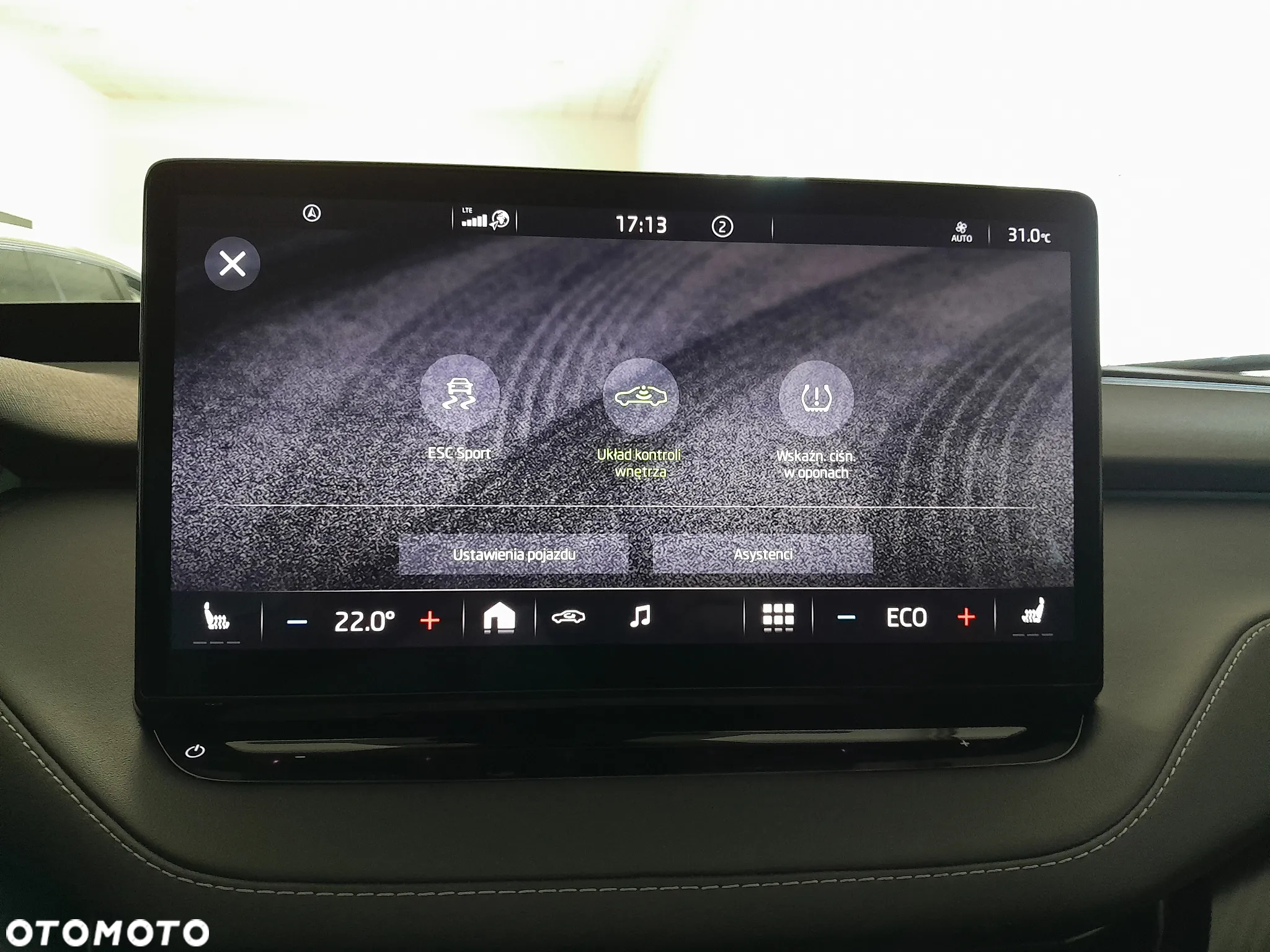 Skoda Enyaq RS 82kWh Maxx - 35