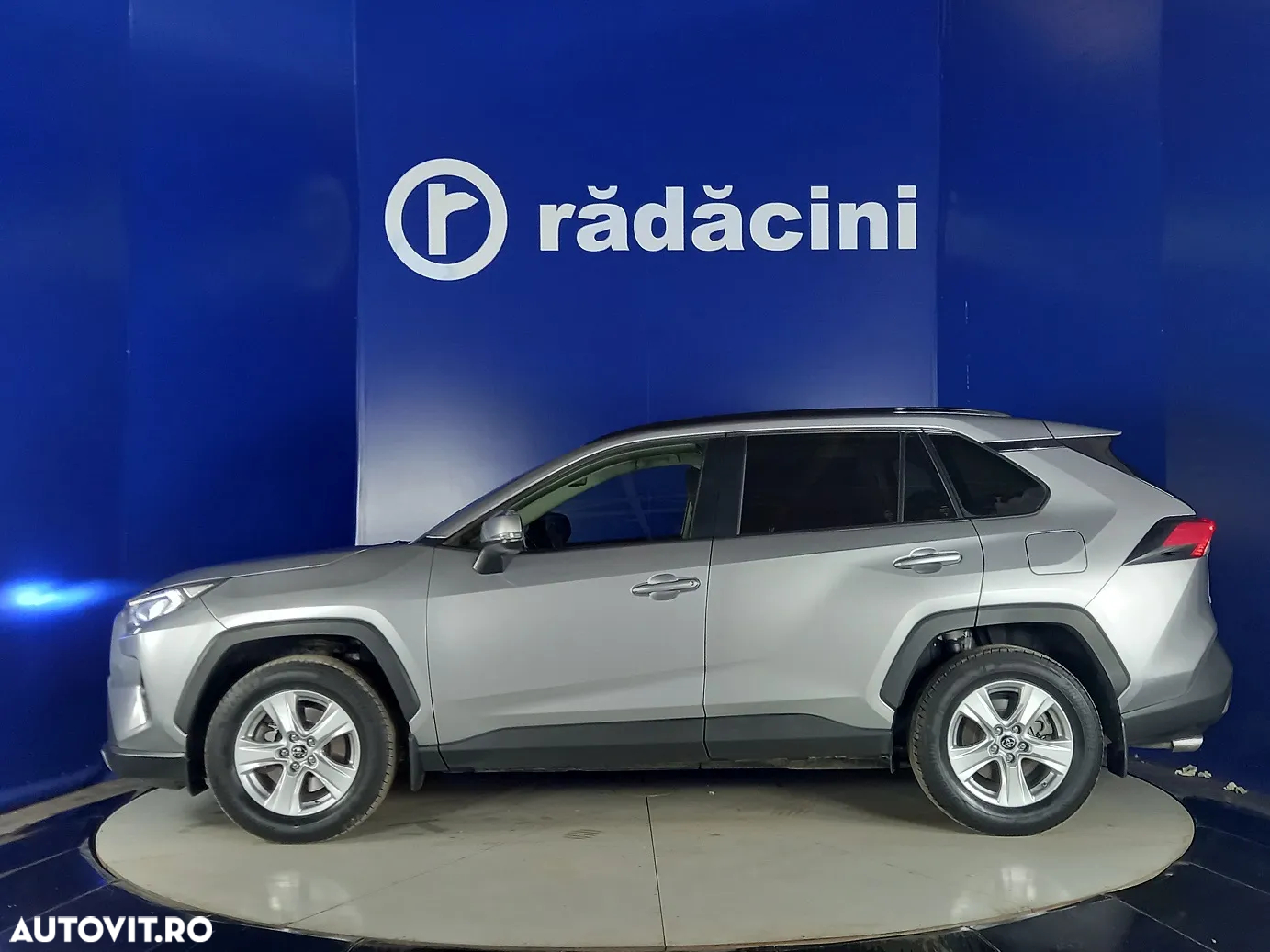 Toyota RAV4 - 2
