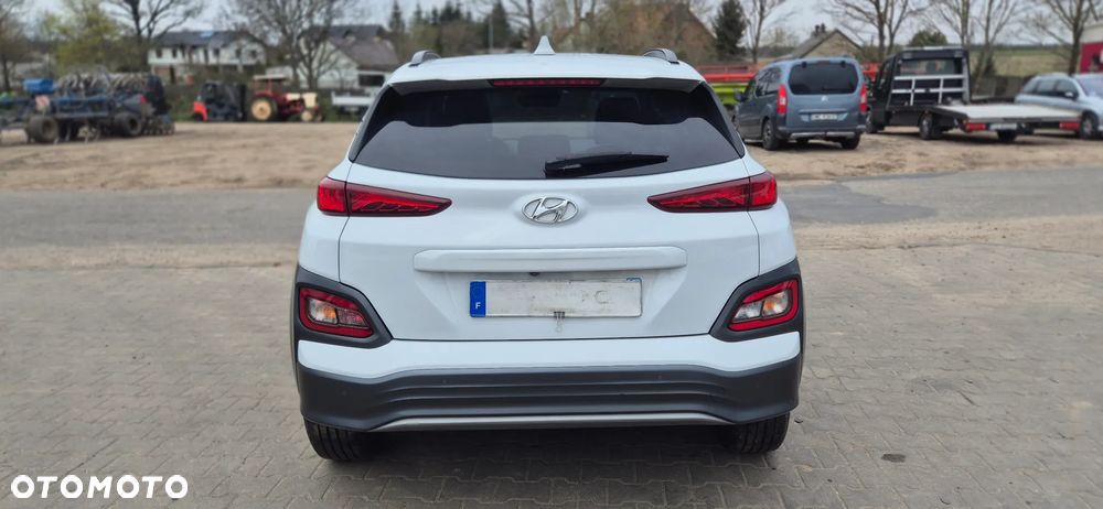 Hyundai Kona 64kWh Premium - 16