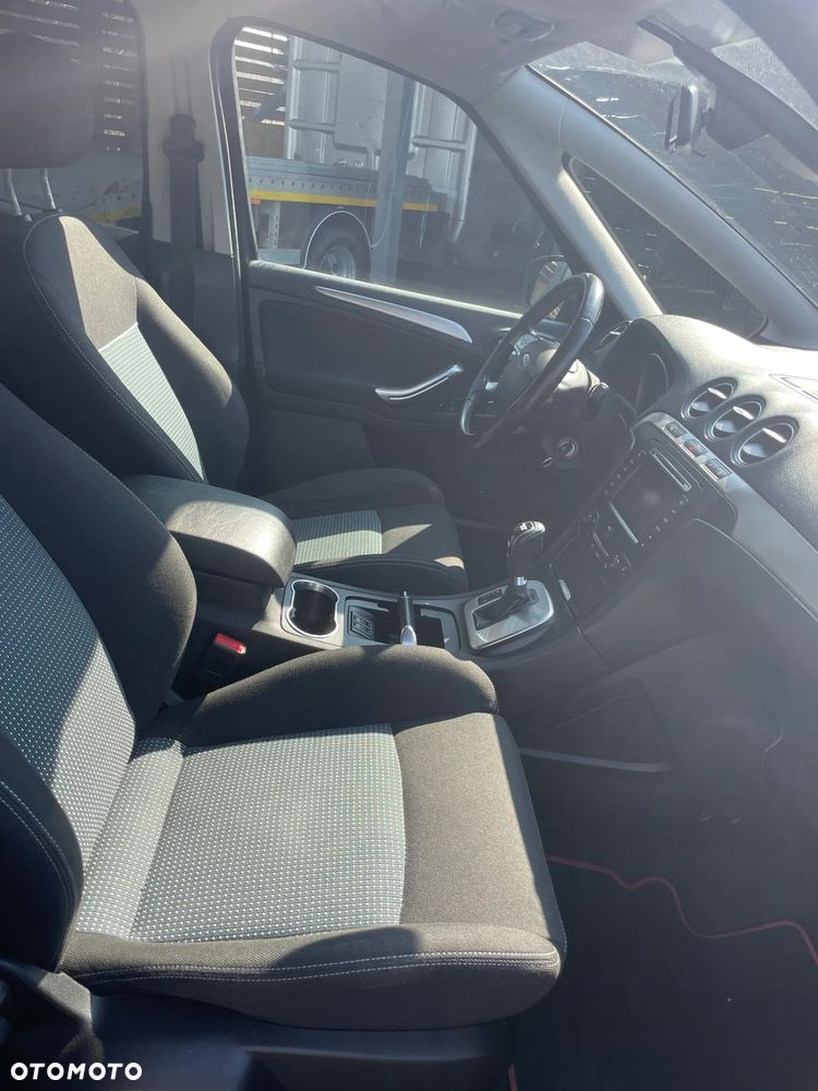 Ford S-Max 2.0 TDCi DPF Titanium - 14