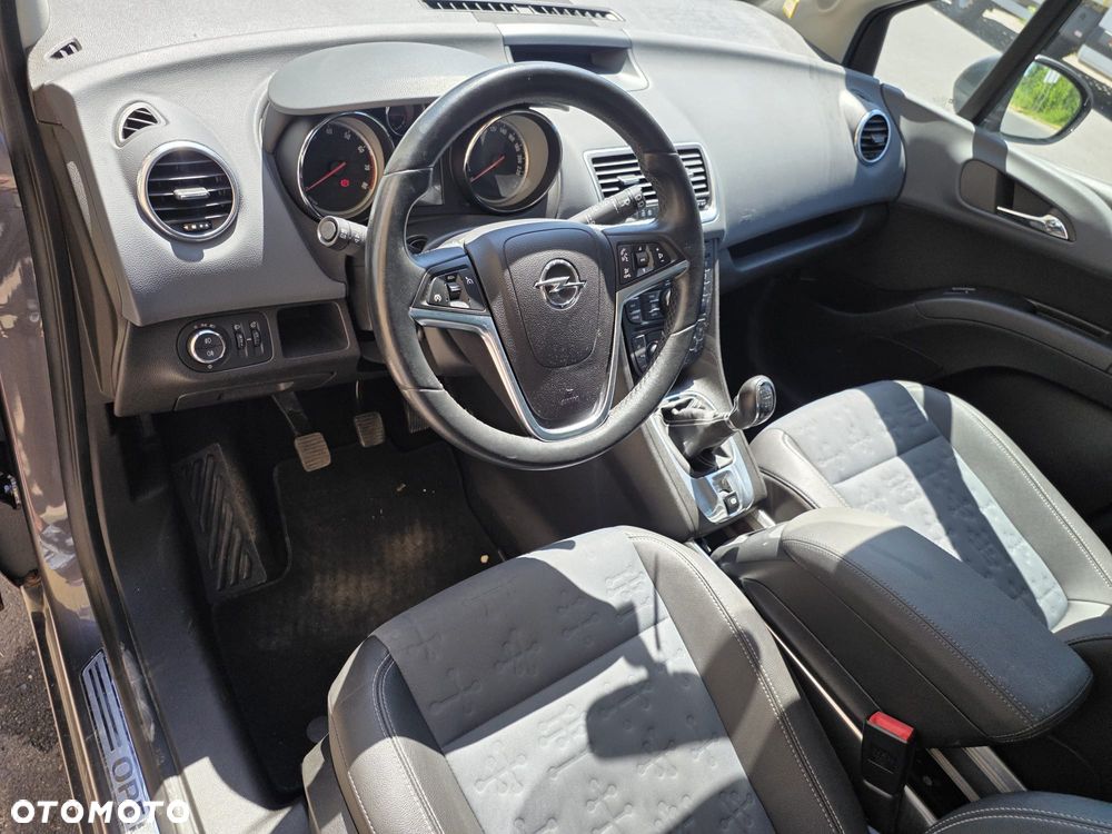 Opel Meriva - 7