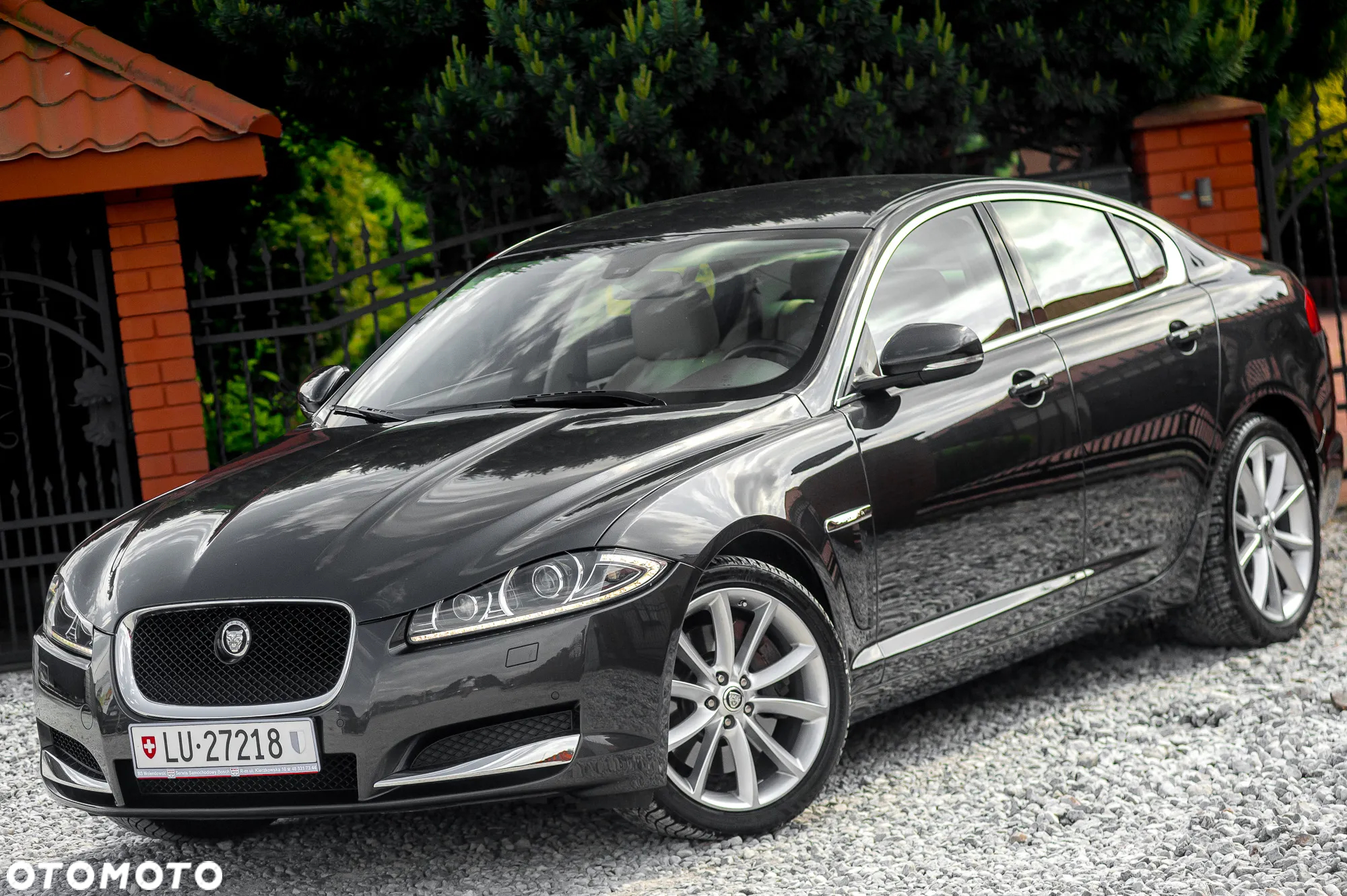 Jaguar XF 3.0 V6 Diesel S Luxury - 6