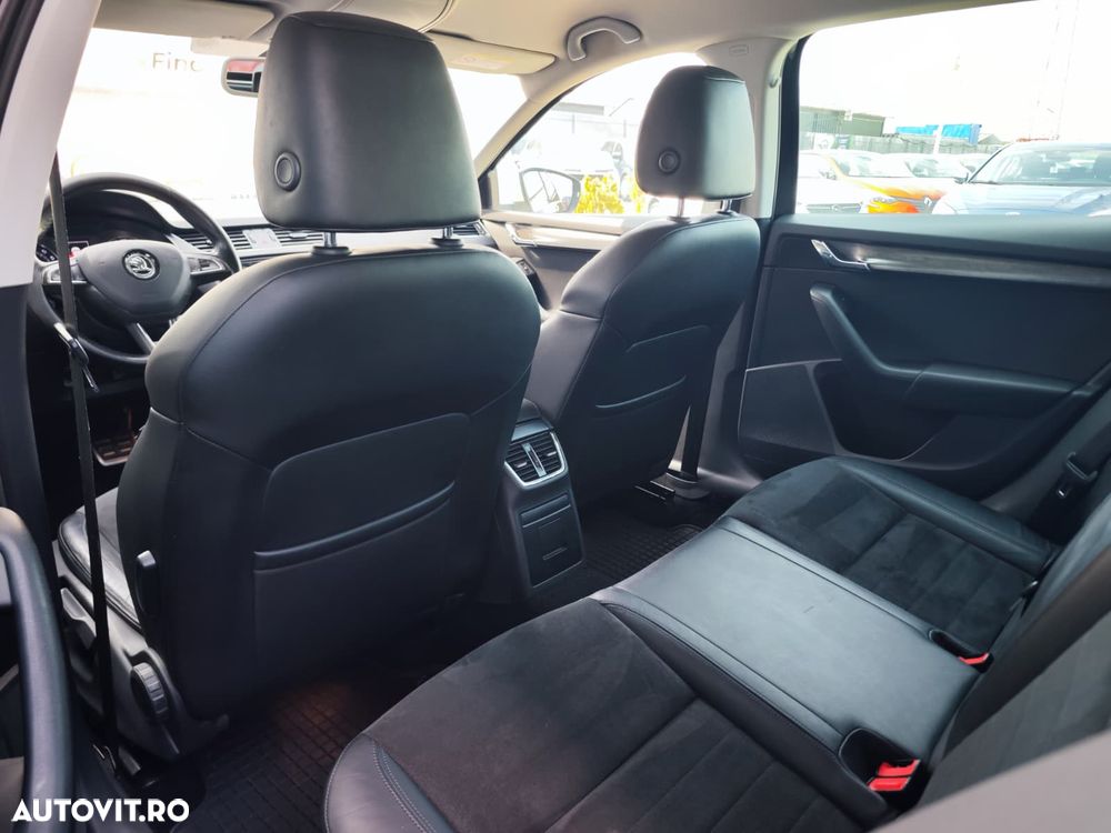 Skoda Octavia 2.0 TDI 4X4 DSG Scout - 15