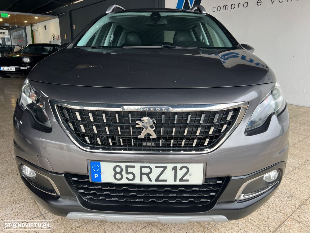 Peugeot 2008 1.2 PureTech Allure - 3