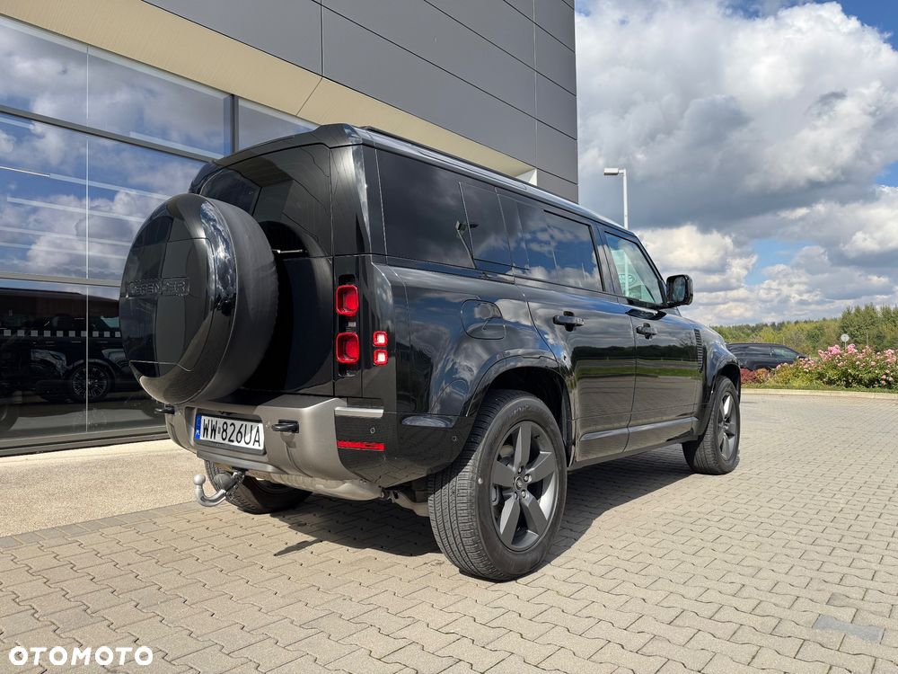 Land Rover Defender 110 D200 X-Dynamic SE - 6