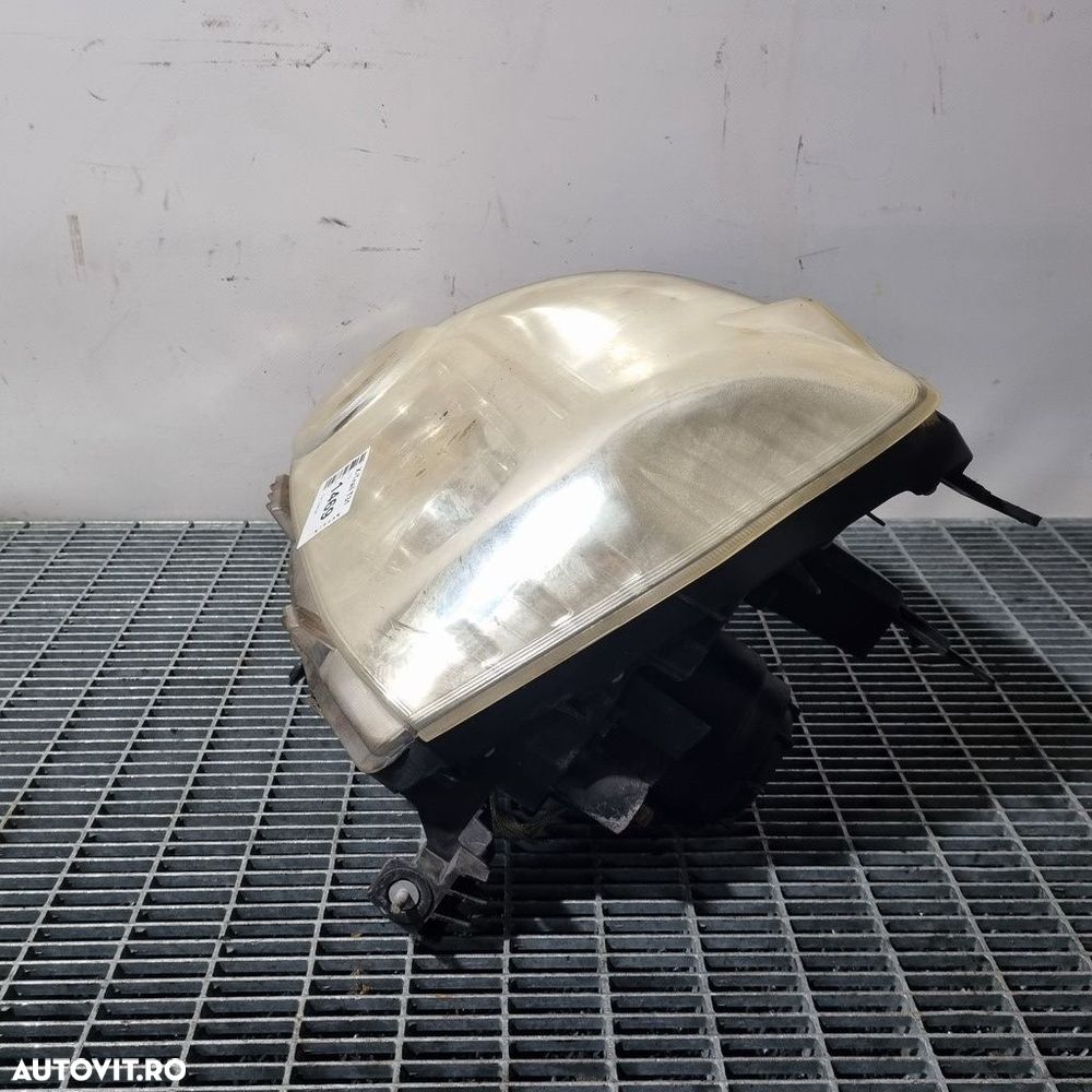 Far Stanga Nissan X - Trail T31 2007 - 2013 SUV 4 Usi (1469) Xenon - 2