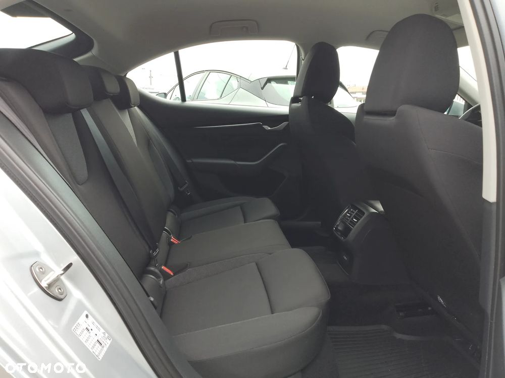 Skoda Octavia 1.5 TSI Essence - 18