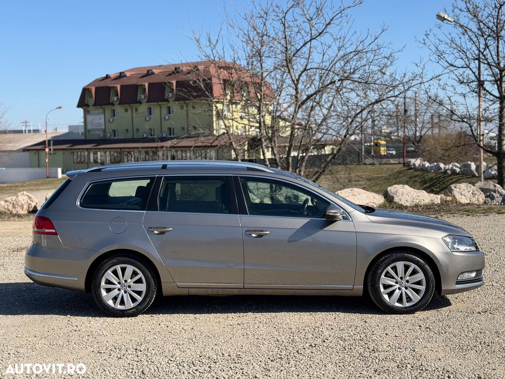 Volkswagen Passat 2.0 Blue TDI SCR Comfortline - 11