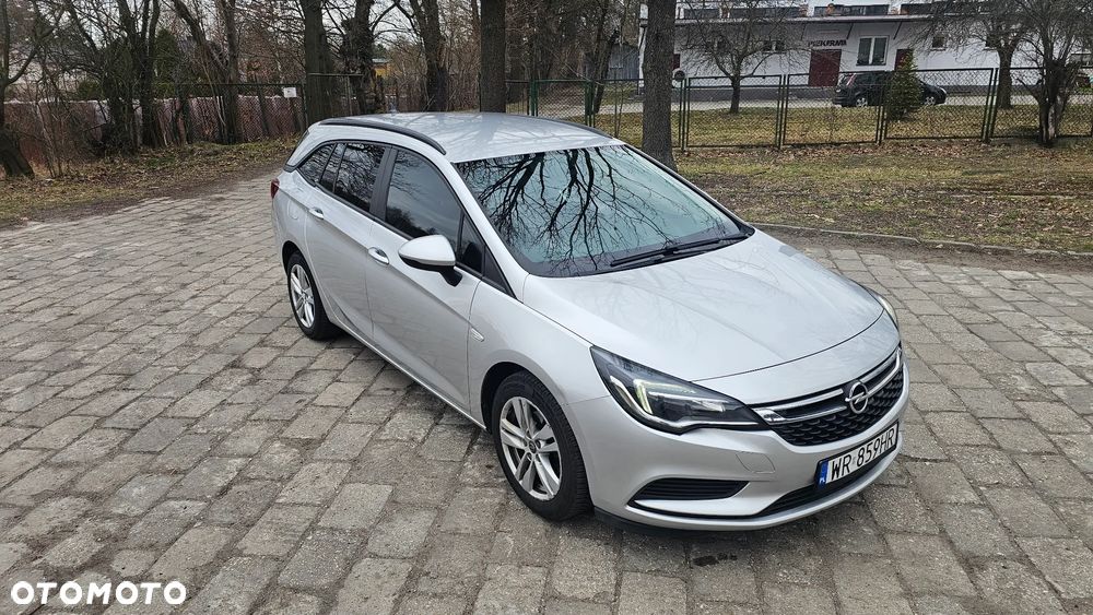 Opel Astra 1.6 CDTI Essentia - 14