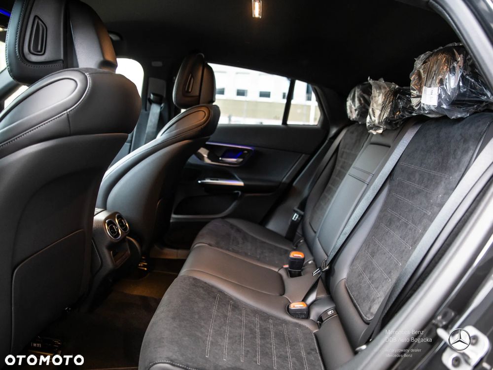 Mercedes-Benz GLC Coupe 200 mHEV 4-Matic AMG Line - 11