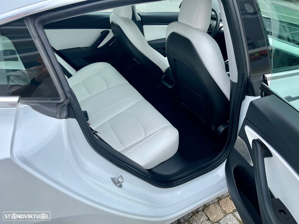 Tesla Model 3 Long Range AWD Dual Motor - 23