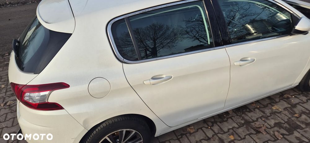 Peugeot 308 1.2 PureTech Active S&S - 12