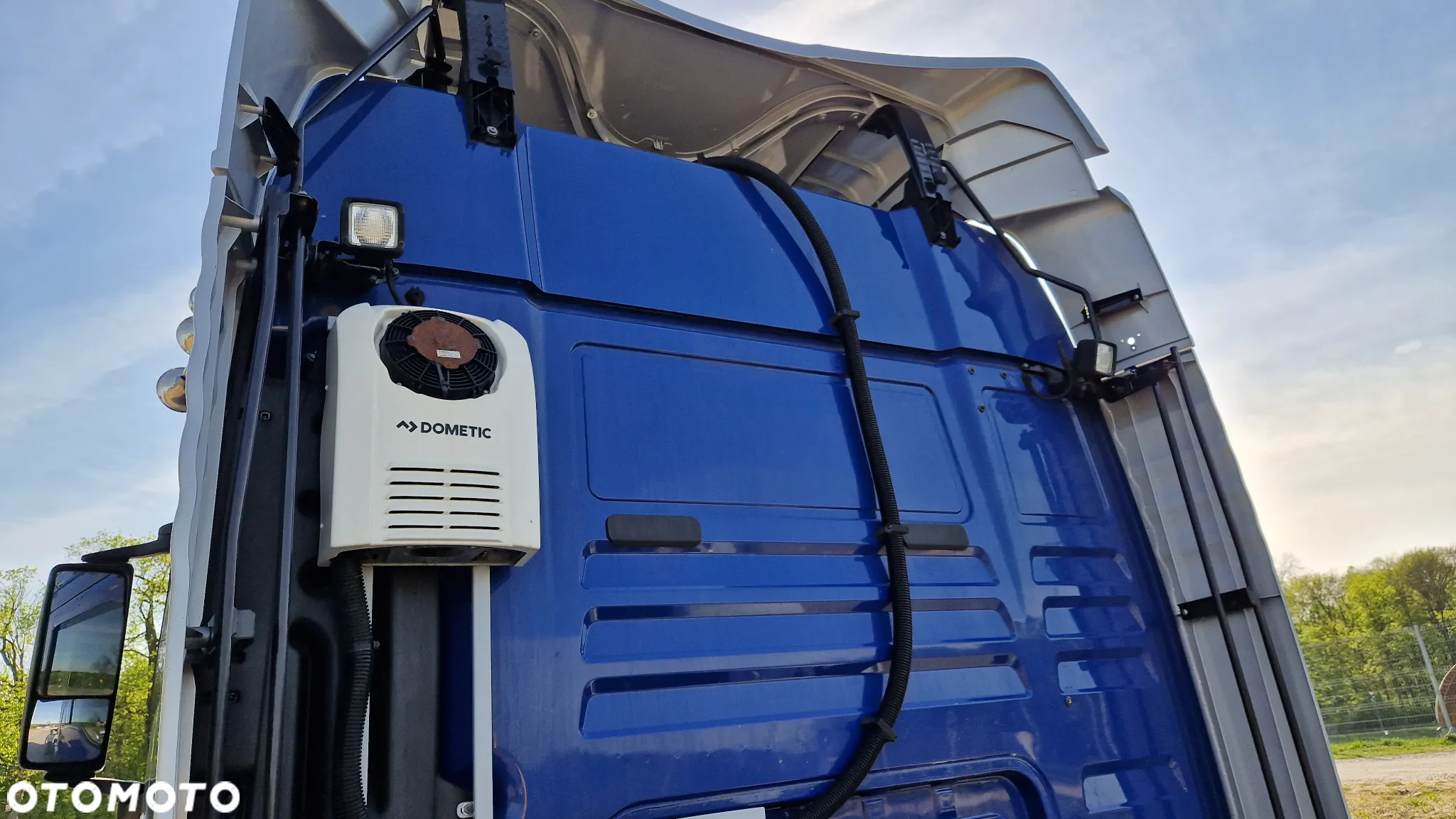 MAN TGX 460 Lift  Lowdeck z Niemiec  dwa zbiorniki - 15