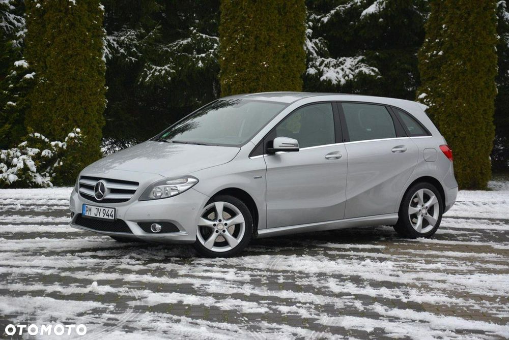 Mercedes-Benz Klasa B 180 BlueEFFICIENCY Edition - 3