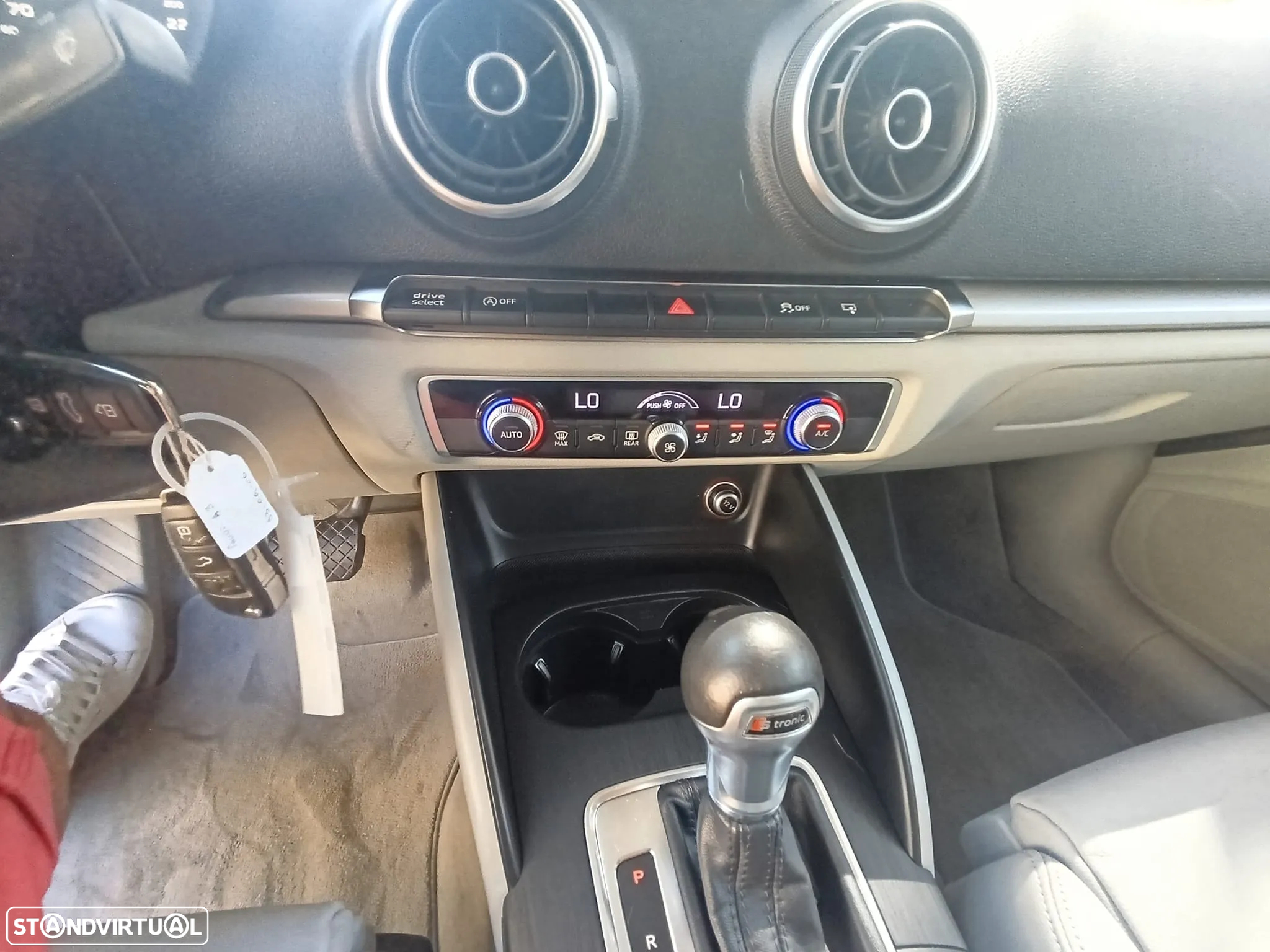 Audi A3 Limousine 2.0 TDI Sport S tronic - 27