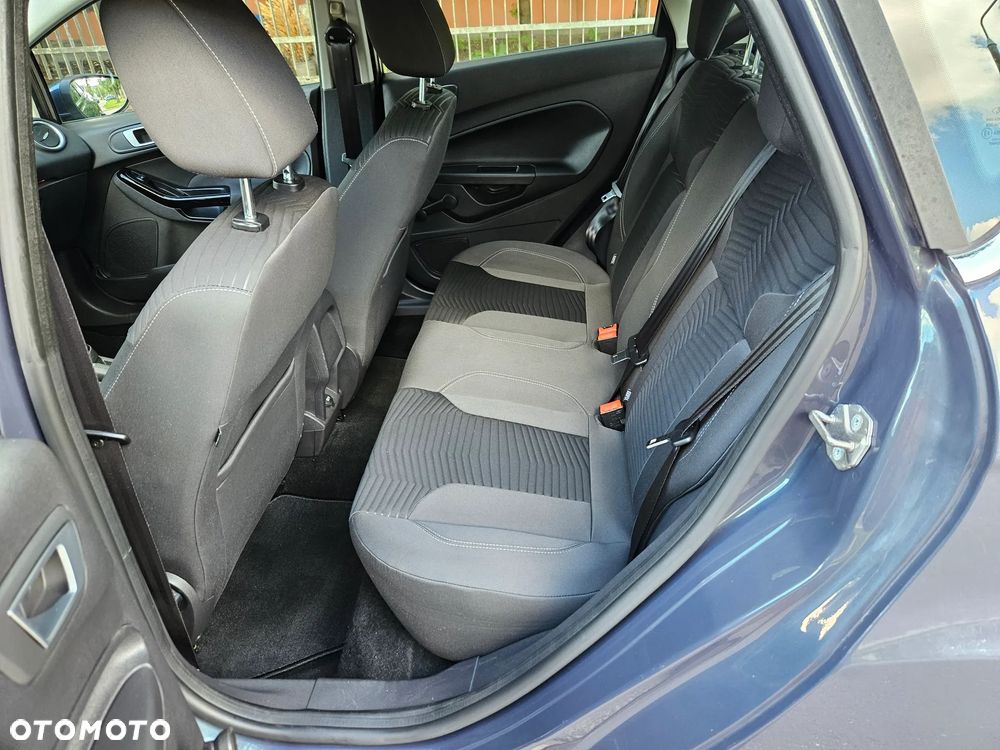 Ford Fiesta 1.25 Champions Edition - 6