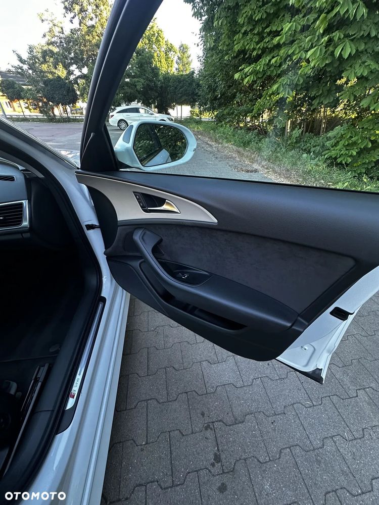 Audi A6 Avant 2.0 TDI ultra S tronic - 24