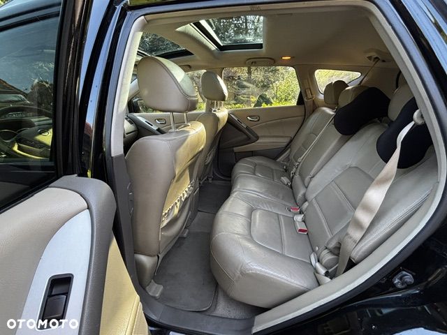 Nissan Murano 2.5 D Premium - 21