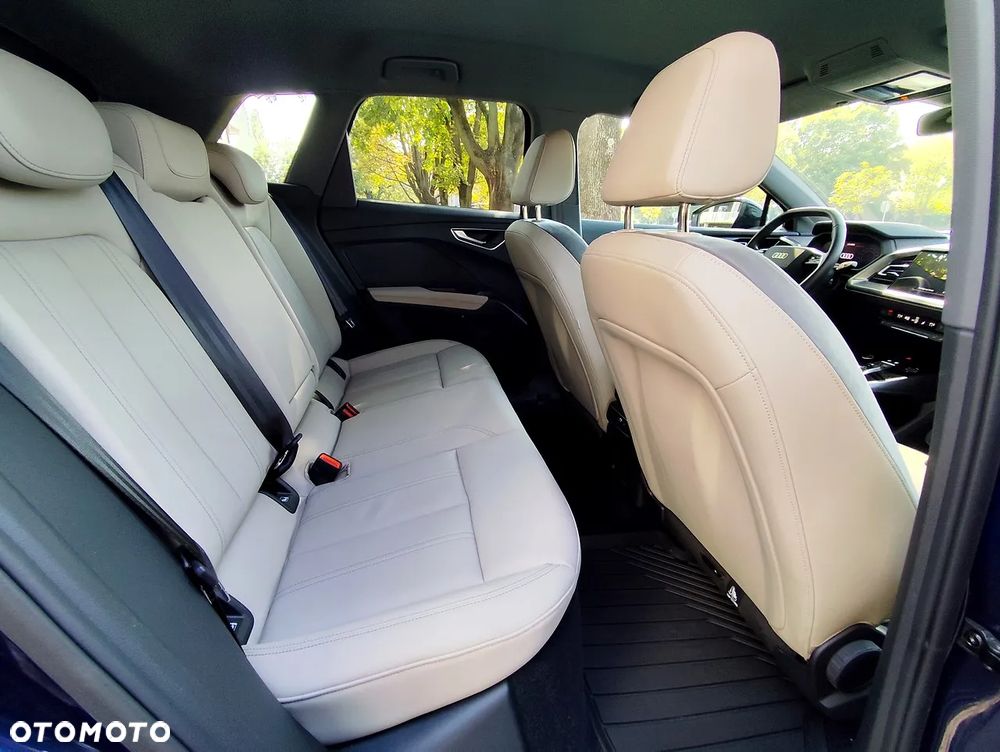 Audi Q4 e-tron 35 52kWh S Line - 10