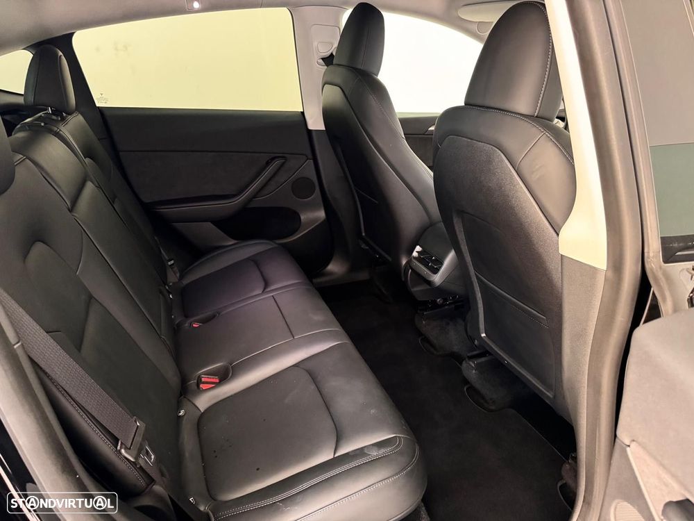 Tesla Model Y Long Range Tração Integral - 16