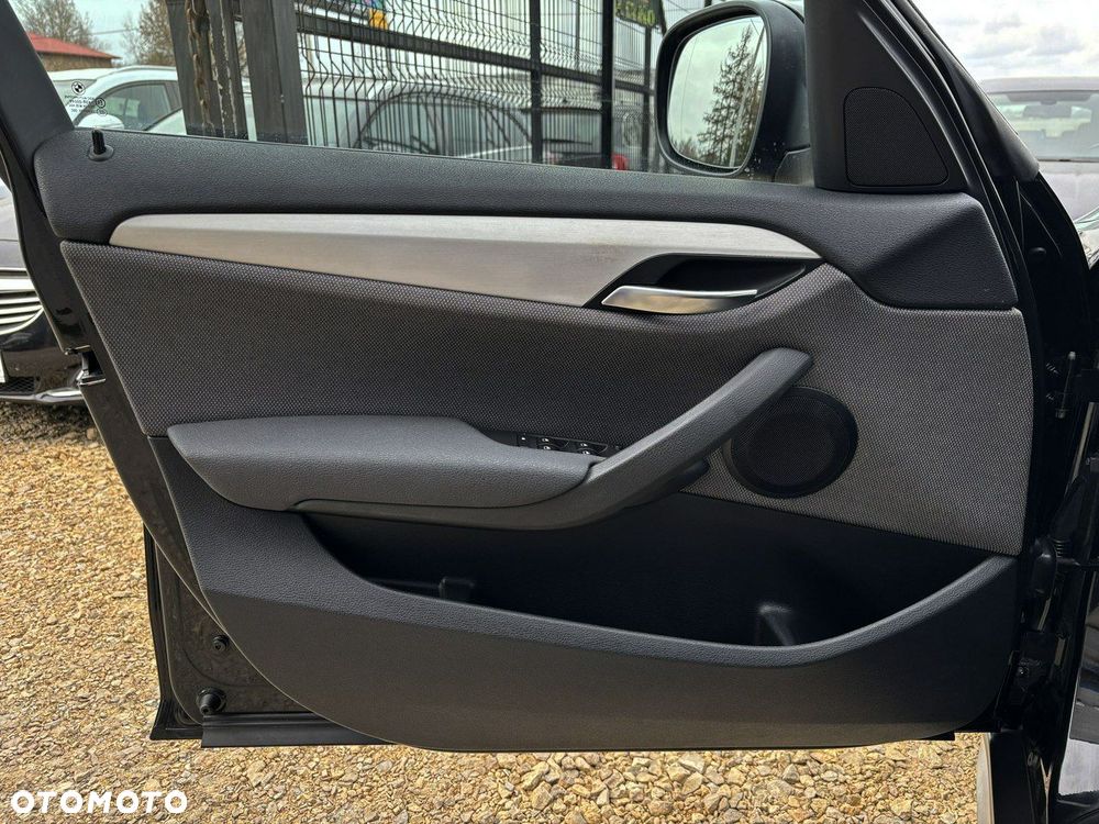 BMW X1 xDrive20d - 11