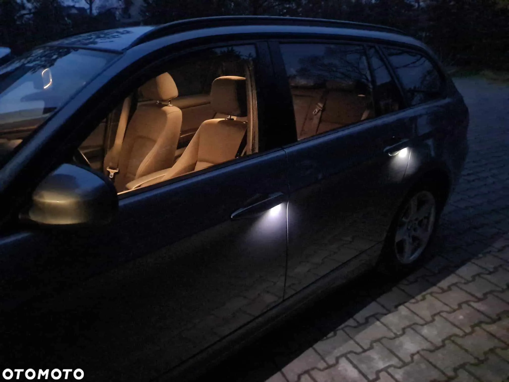 BMW Seria 3 - 32