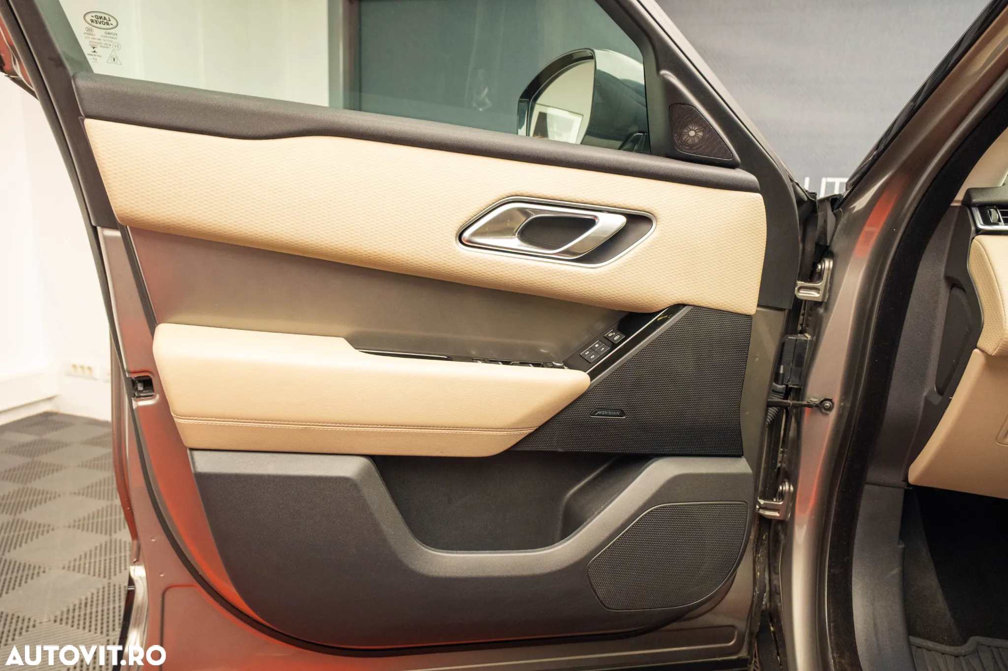 Land Rover Range Rover Velar - 13