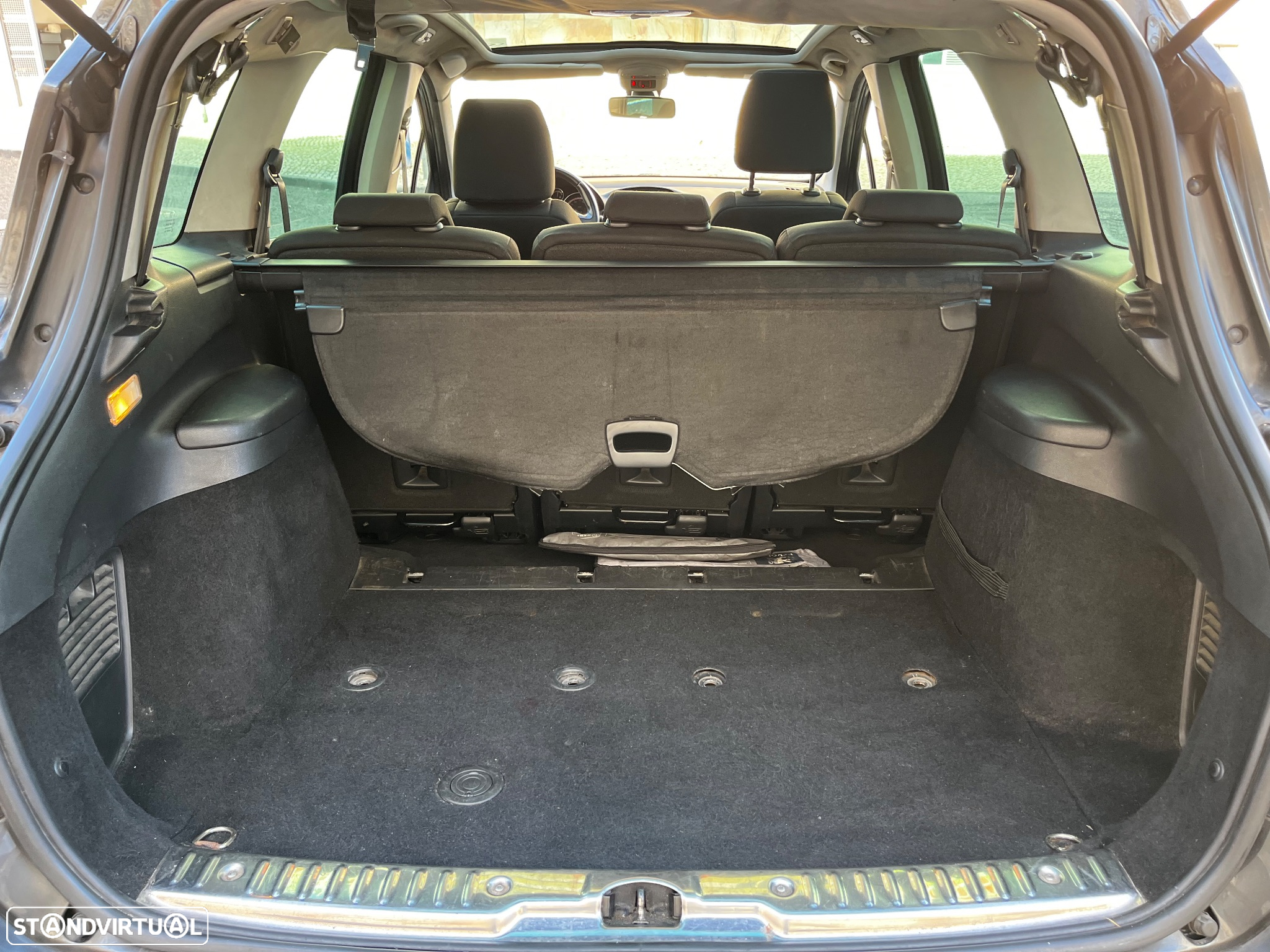 Peugeot 308 SW 1.6 HDi Executive CVM6 - 8