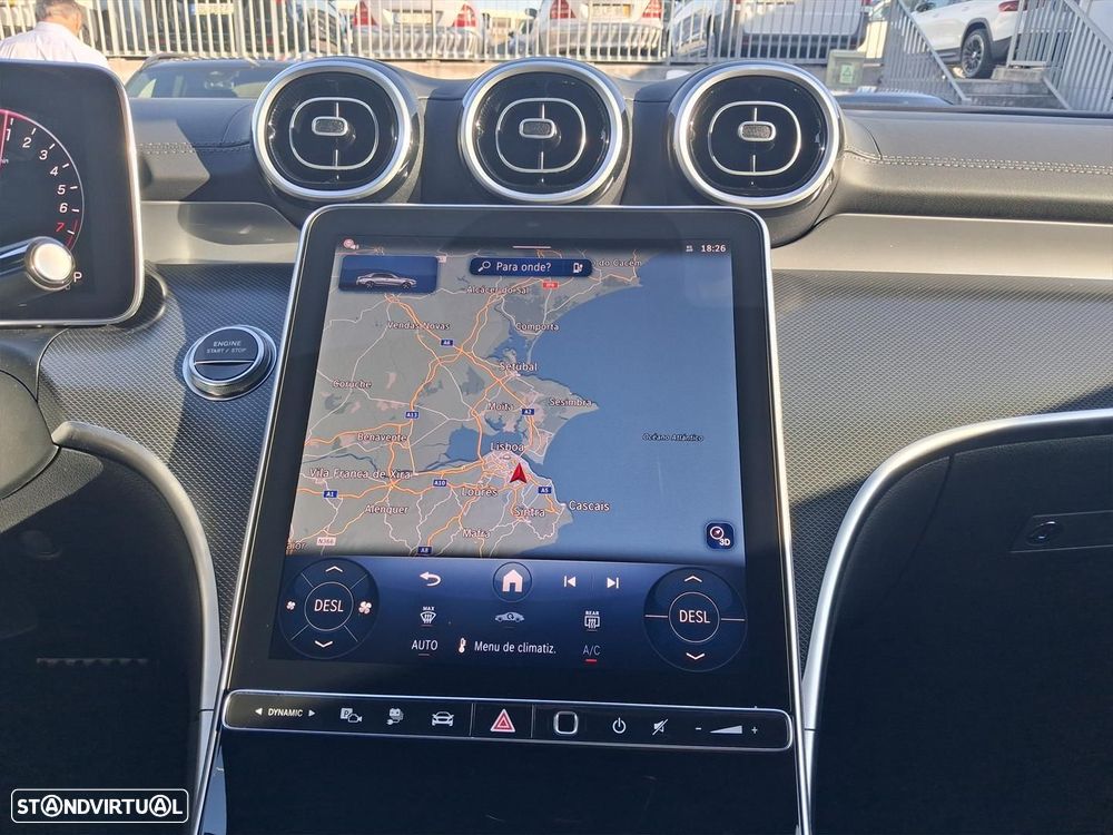 Mercedes-Benz C 300 e AMG Line - 18