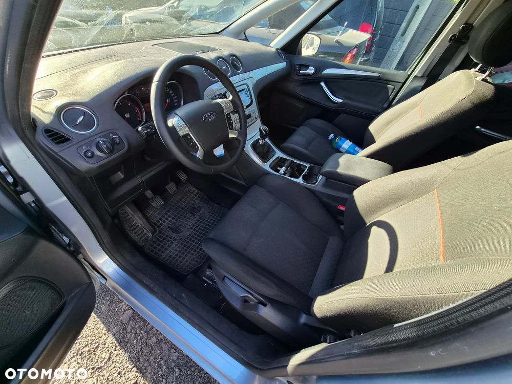 Ford S-Max 2.0 TDCi DPF Trend - 9