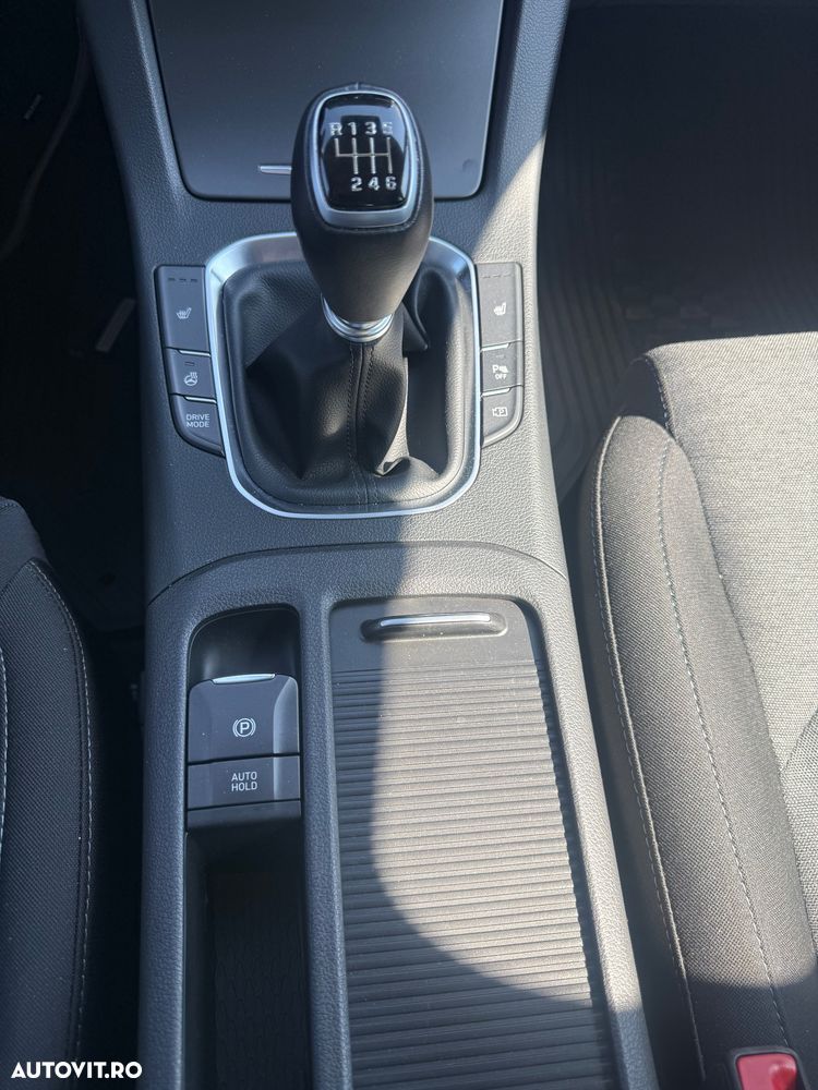 Hyundai i30 1.5 T-GDI MHEV 160CP Exclusive - 28