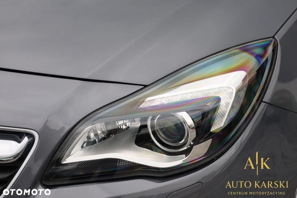 Opel Insignia - 12