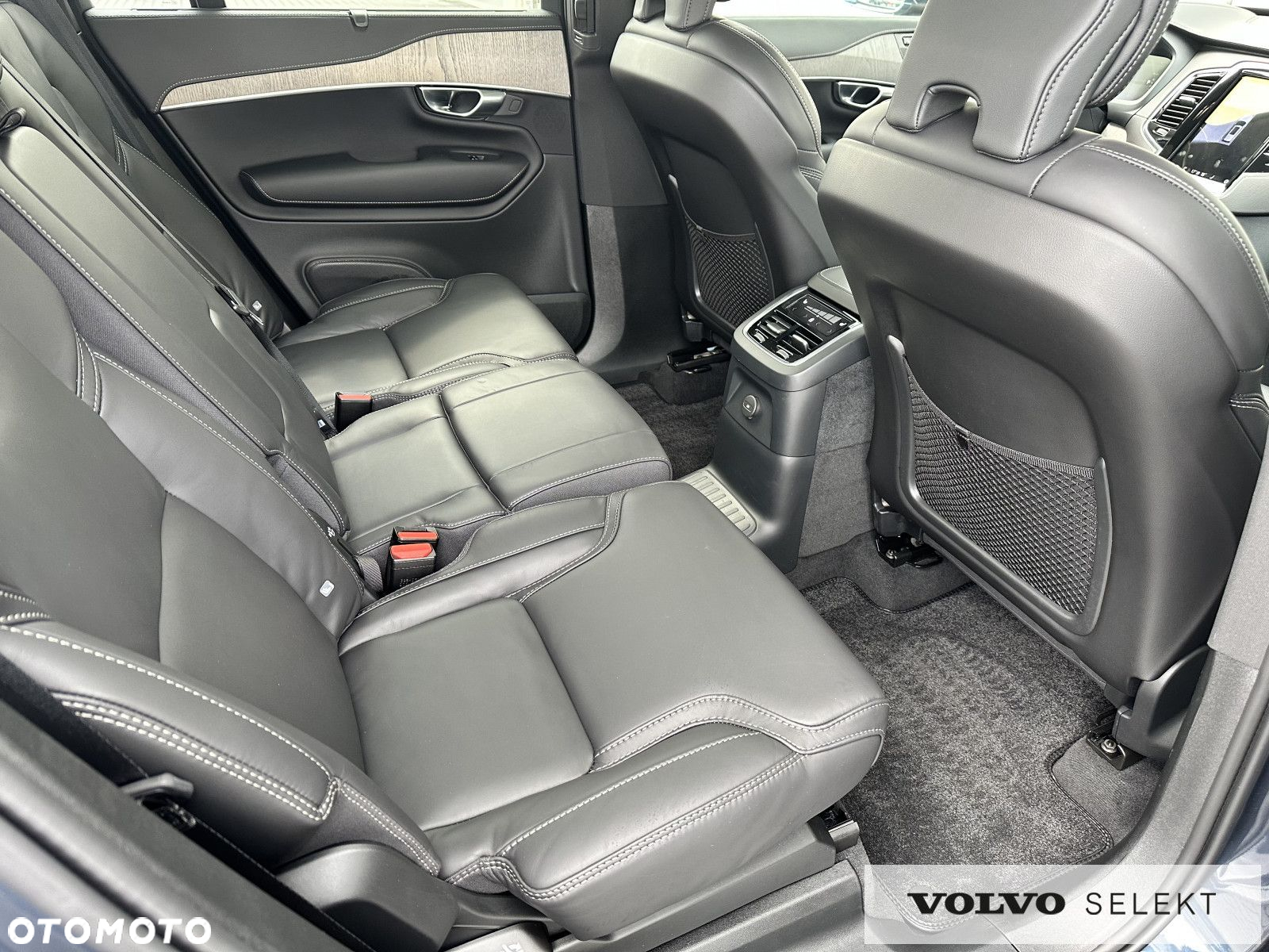 Volvo XC 90 - 12