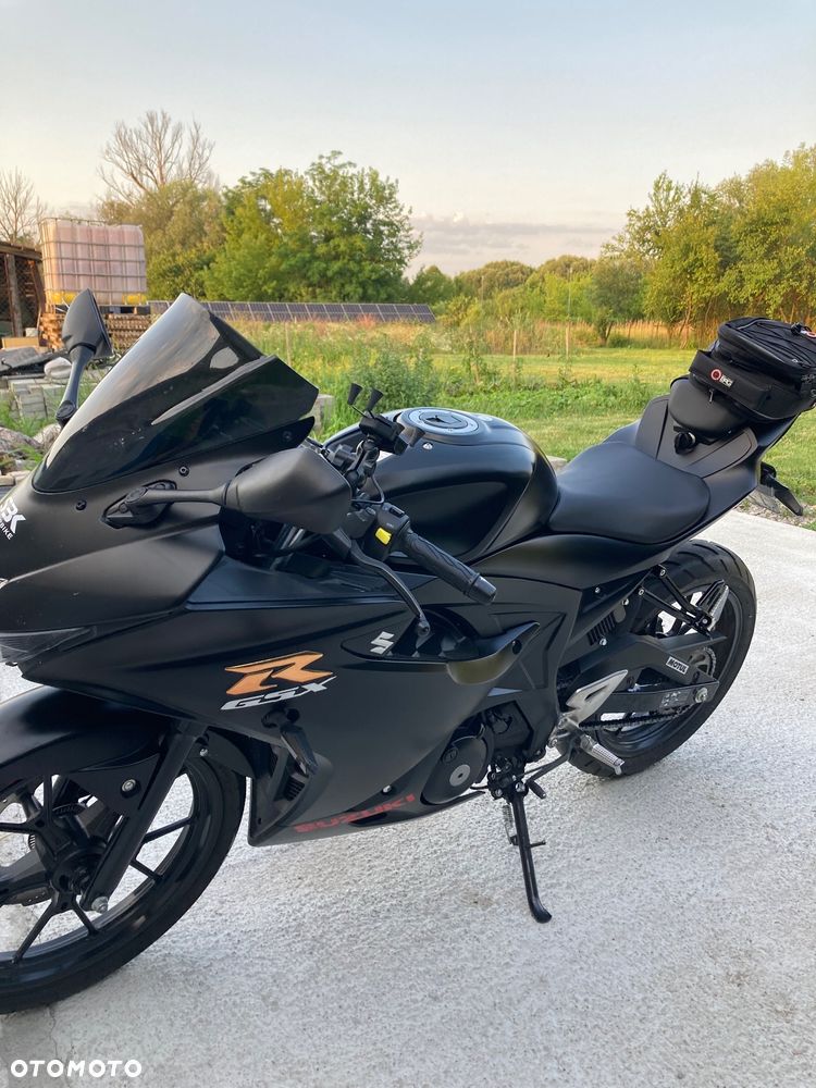 Suzuki GSX-R - 2