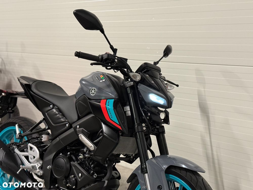 Yamaha MT - 8