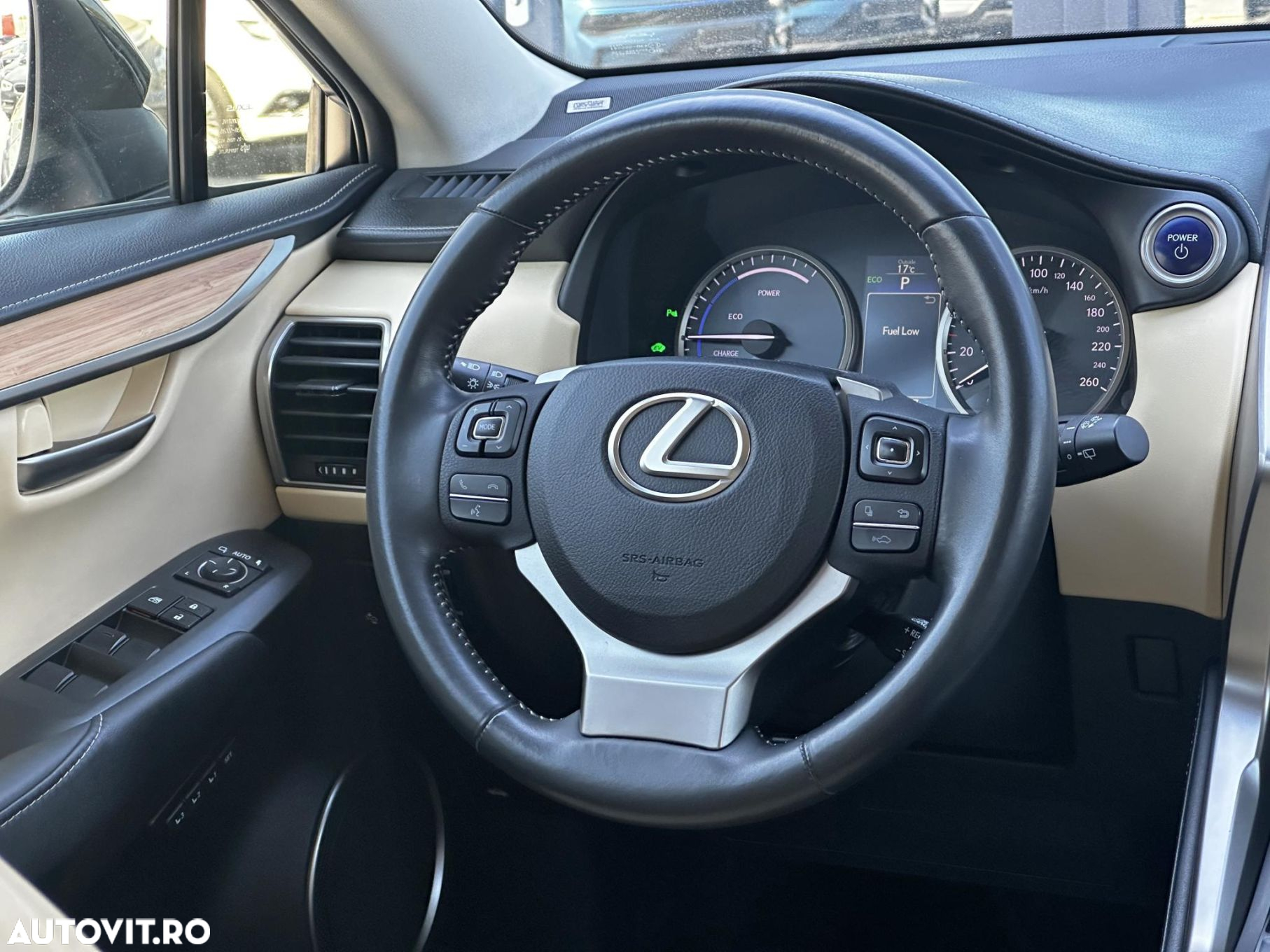 Lexus Seria NX - 9