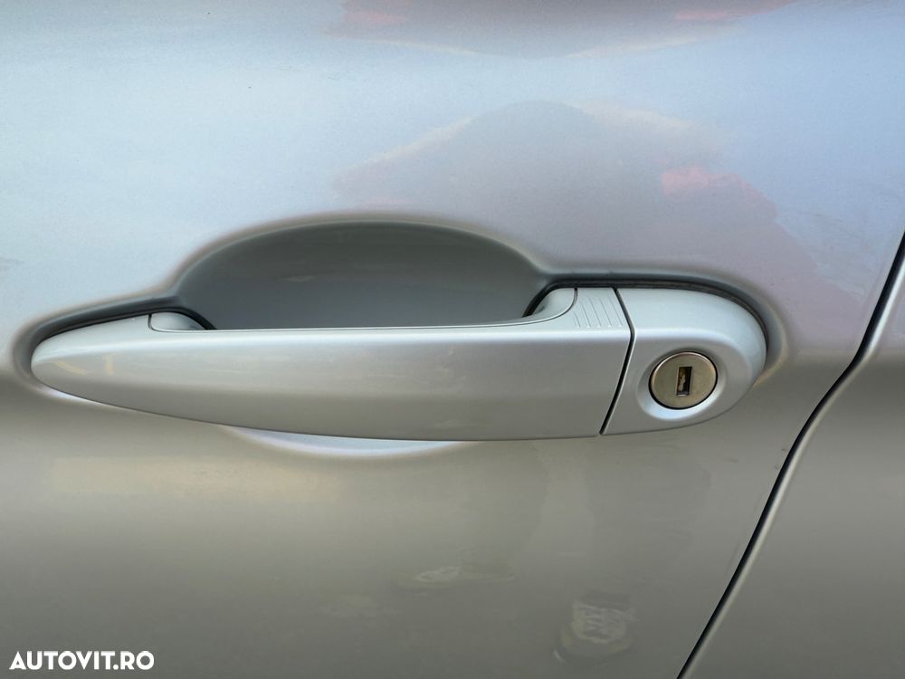 BMW Seria 3 325d M Sport Shadow - 18