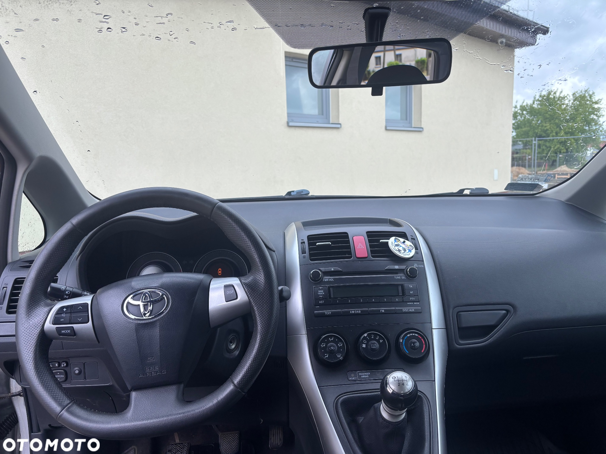 Toyota Auris 1.6 Luna - 10