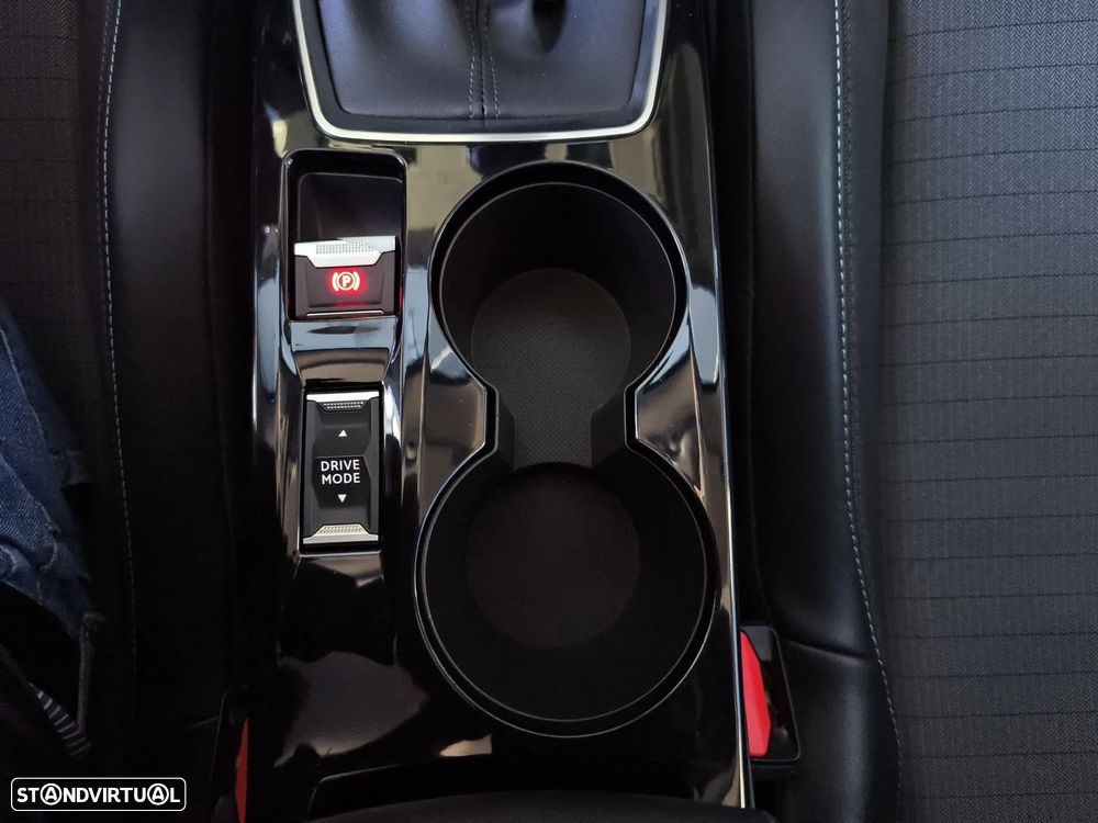 Peugeot 2008 1.2 PureTech Allure Pack - 23