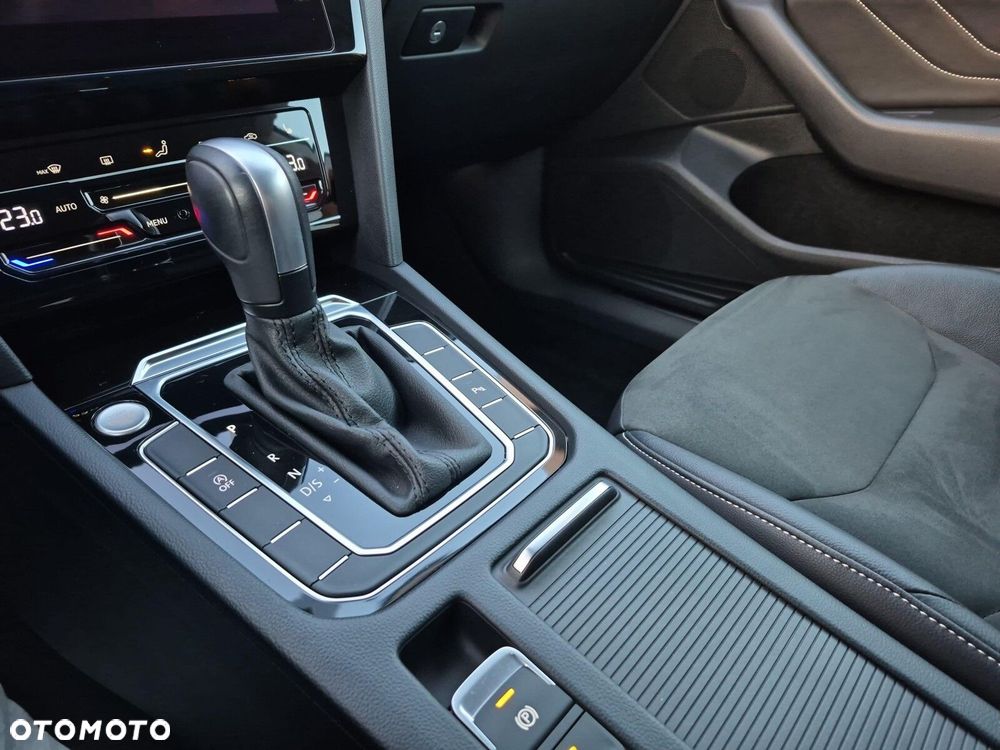 Volkswagen Arteon 2.0 TSI Elegance DSG - 24