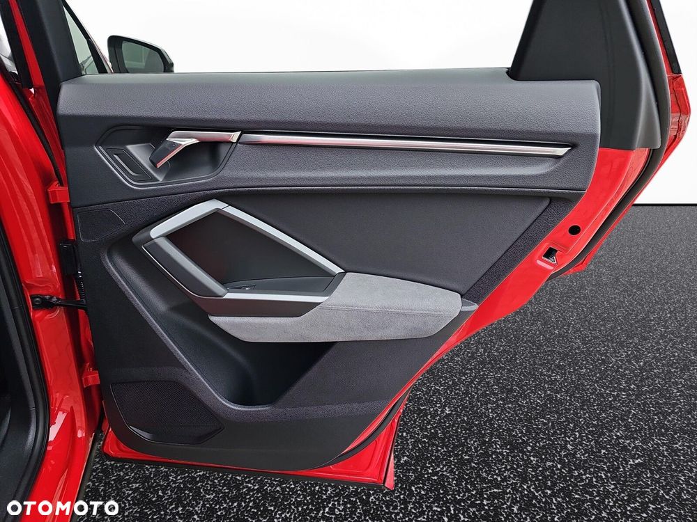 Audi Q3 Sportback - 26