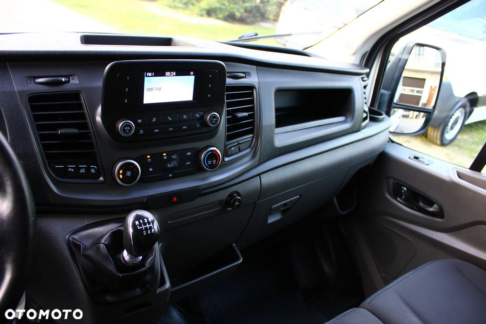 Ford TRANSIT  2.0 TDCI 130KM L2H2 BLASZAK 3 OSOBOWY - 22