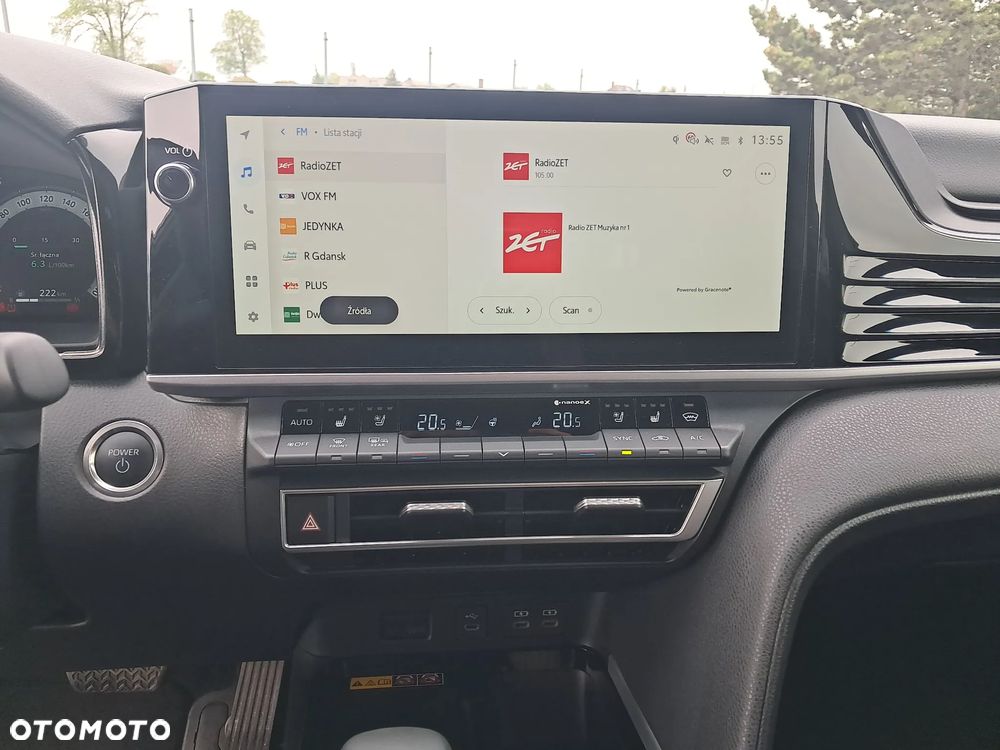Toyota Camry 2.5 Hybrid Executive CVT - 16