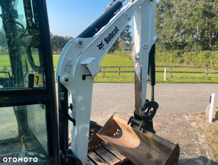 Bobcat E19 , minikoparka ROK 2021 z 4 łyżkami - 7